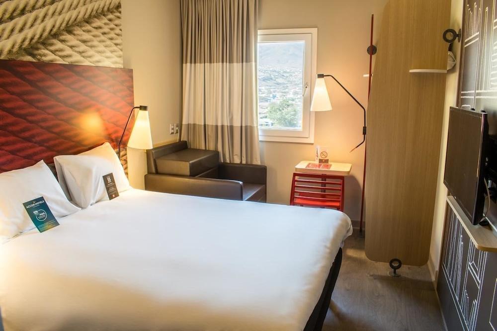 Ibis Calama Exterior photo